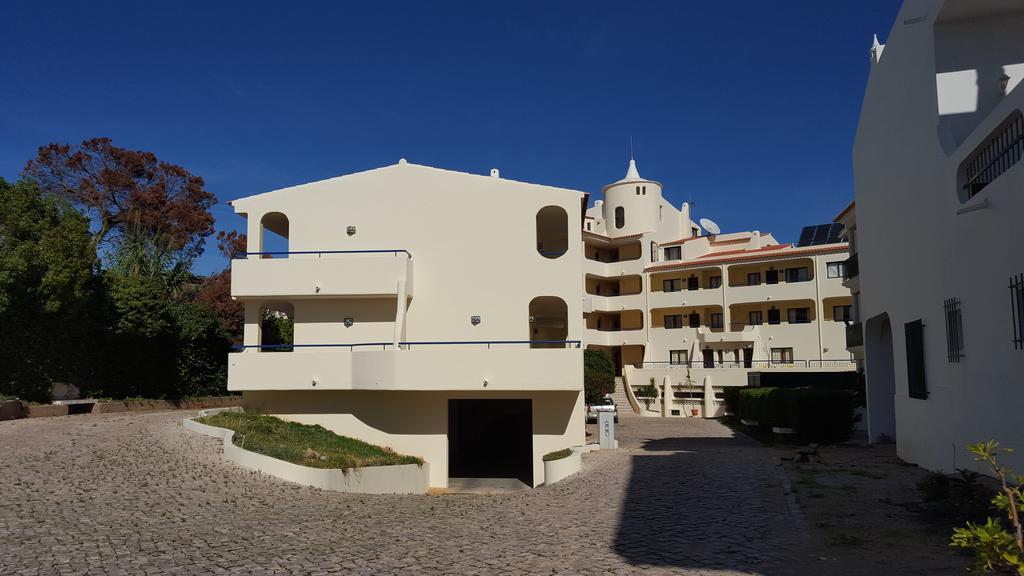 Olhos Do Mar Apartment อัลบูเฟรา ภายนอก รูปภาพ
